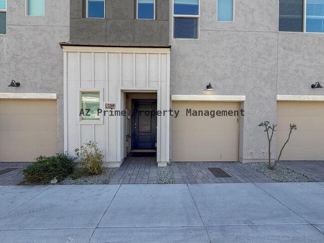 Building Photo - 2269 W Echo Ln