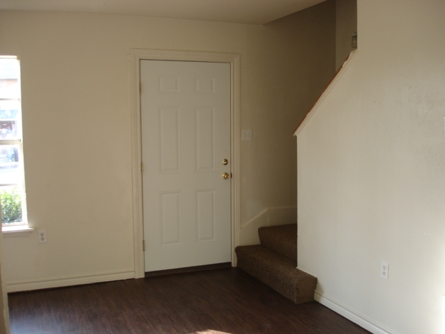 Living Room - Troup Townhomes