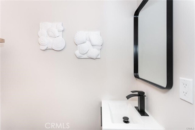 Building Photo - 2145 McRae Dr