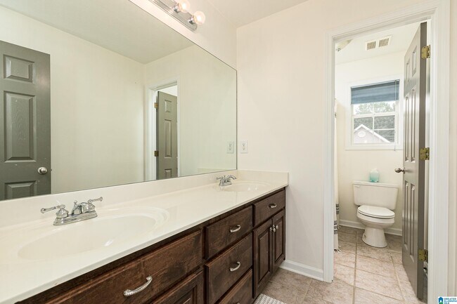 Building Photo - 43 Faulkner Dr