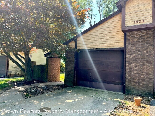 Building Photo - 2 br, 1 bath House - 1903 Muny Vista Ct., ...