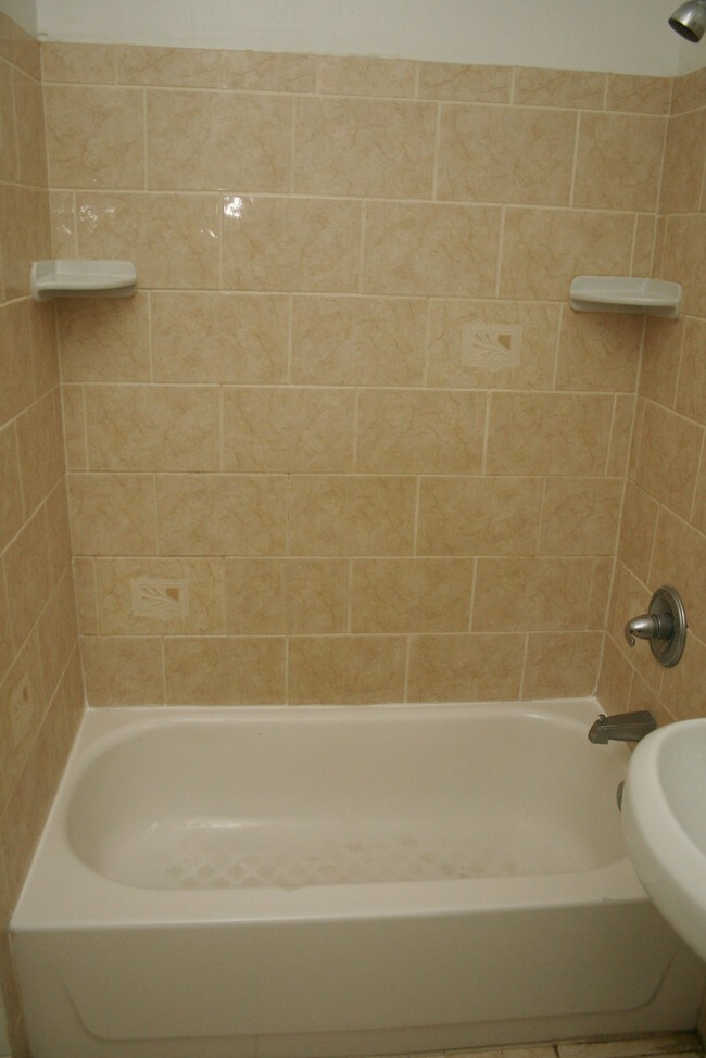 Building Photo - 205 N Luzerne Ave