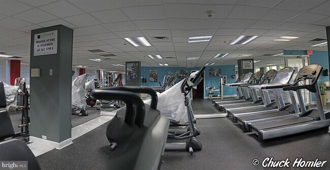 Building Photo - 2001 Hamilton St