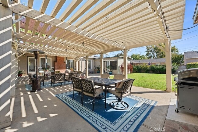 Building Photo - 855 N 3rd Ave