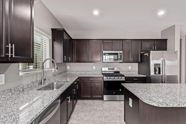 Building Photo - 37668 W San Alvarez Ave
