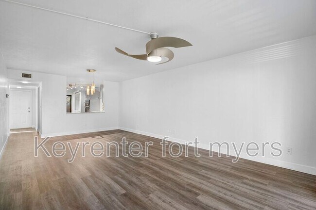 Building Photo - 15456 Admiralty Cir