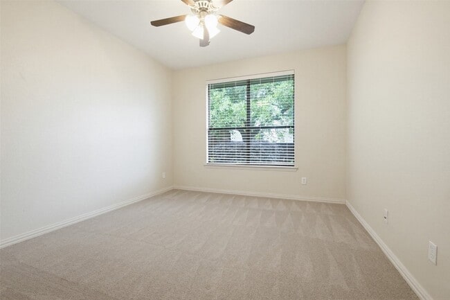 Building Photo - 3205 High Ridge Ct