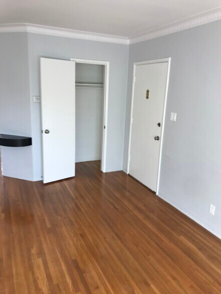 Walk in closet - 1114 N Sweetzer Ave