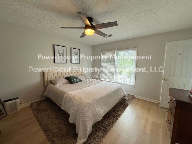 Building Photo - 179 High Creek Dr