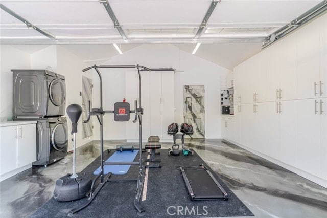 Building Photo - 660 Woodbury Rd