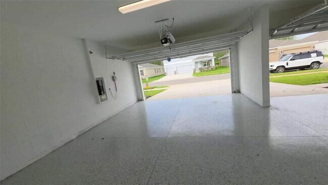 Building Photo - 2212 Sienna Spruce St