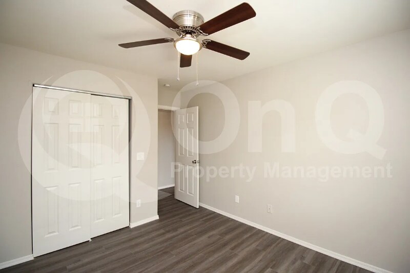 Building Photo - 1732 W Maricopa St