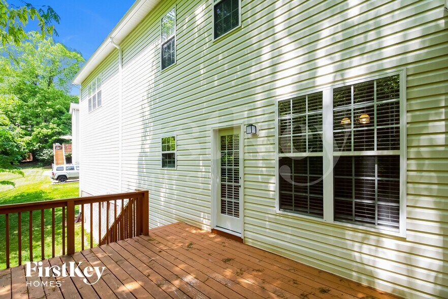 Building Photo - 6987 Brandi Wood Cir