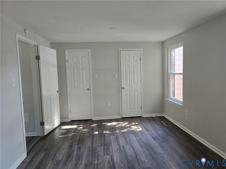 Building Photo - 4960 Finnegan Ct