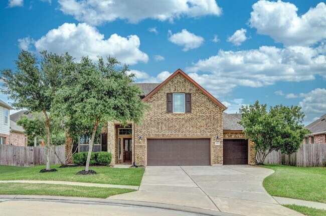 Primary Photo - 207 Denfield Ct