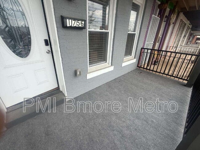 Building Photo - 1756 E North Ave