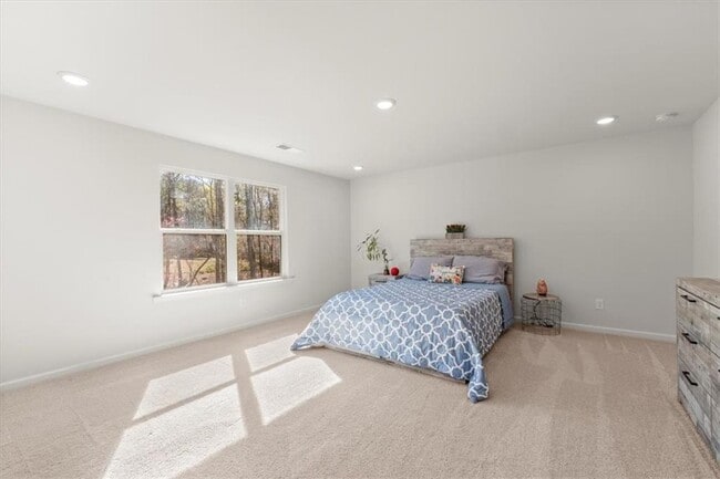 Building Photo - 29 Dew Drop Pointe
