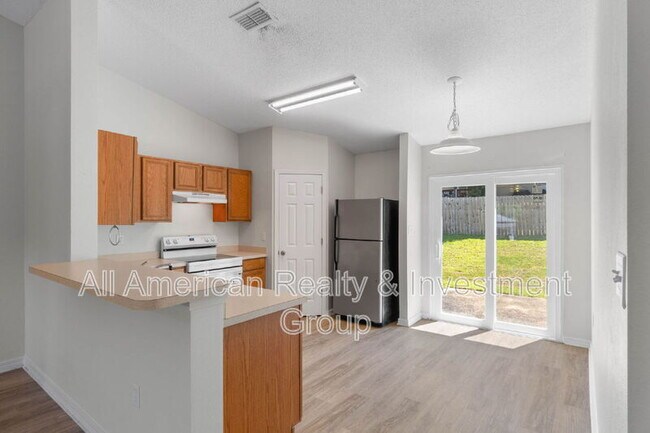 Building Photo - 147 Cabana Way