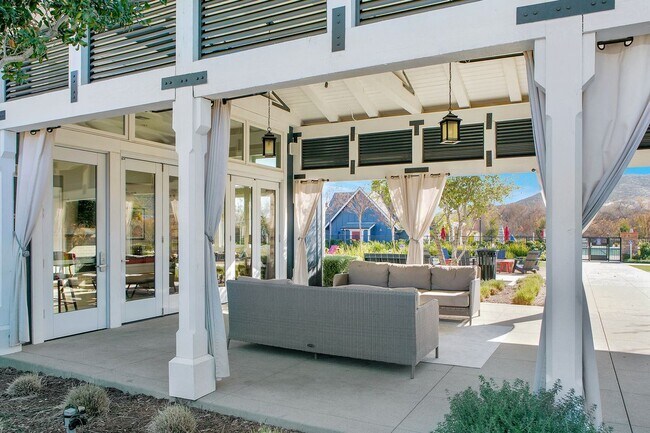 Building Photo - 24509 Metal Cir