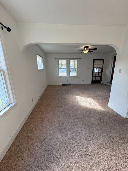 Building Photo - 708 Ohio St