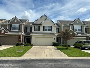 Building Photo - 6340 Autumn Berry Cir