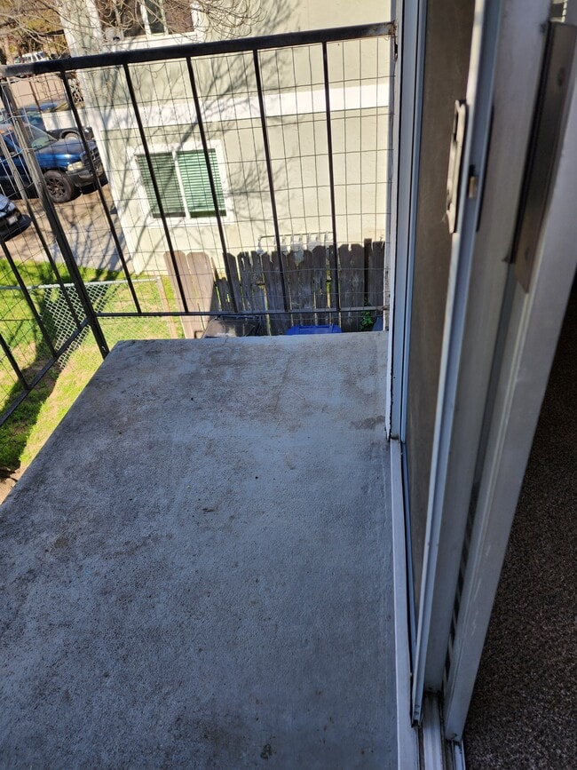 Building Photo - 55 Mina Ave