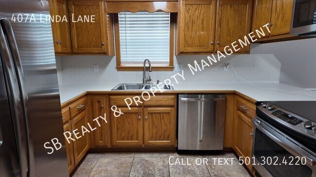 Building Photo - 407 Linda Ln