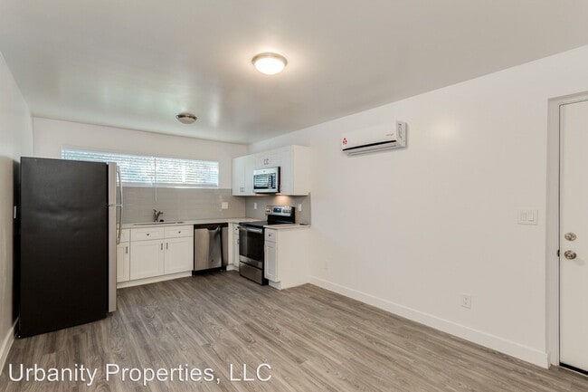 Building Photo - 1707 N 18th St