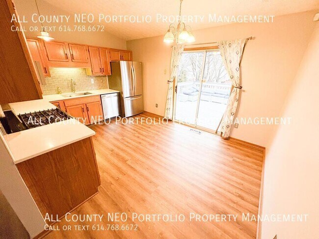 Building Photo - 522 Warwick Ln