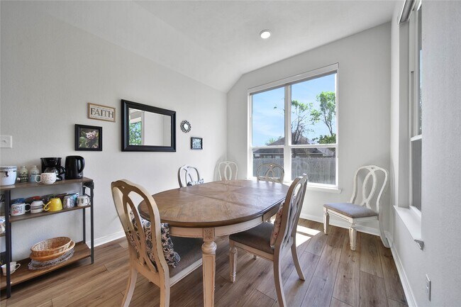 Building Photo - 4104 Waterstone Ct