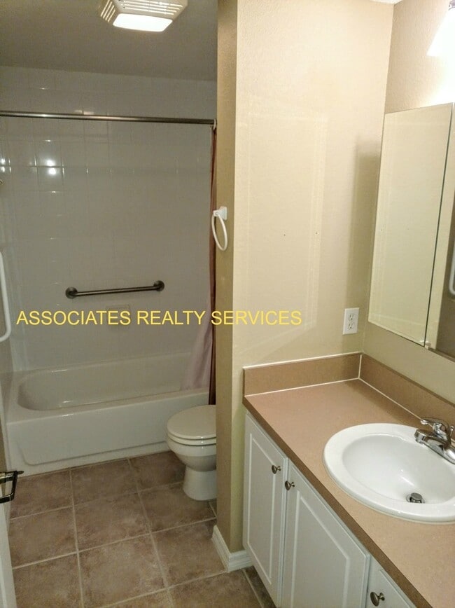 Building Photo - COMING SOON! Amazing Flat apartment, 1 block from Haile Village Center!!