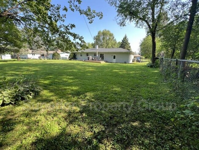 Building Photo - 5141 Loruth Terrace