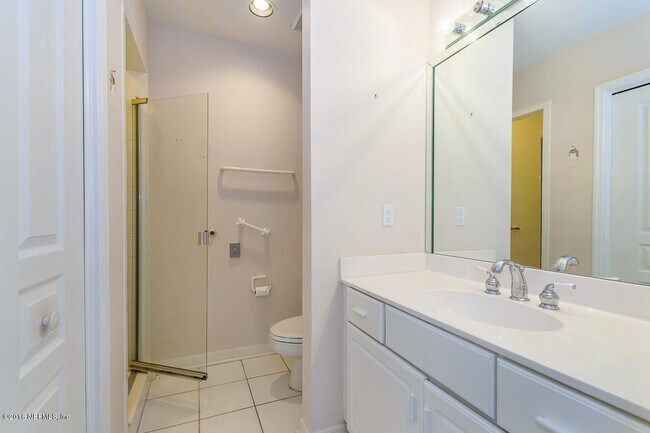 Building Photo - 1626 Strand St