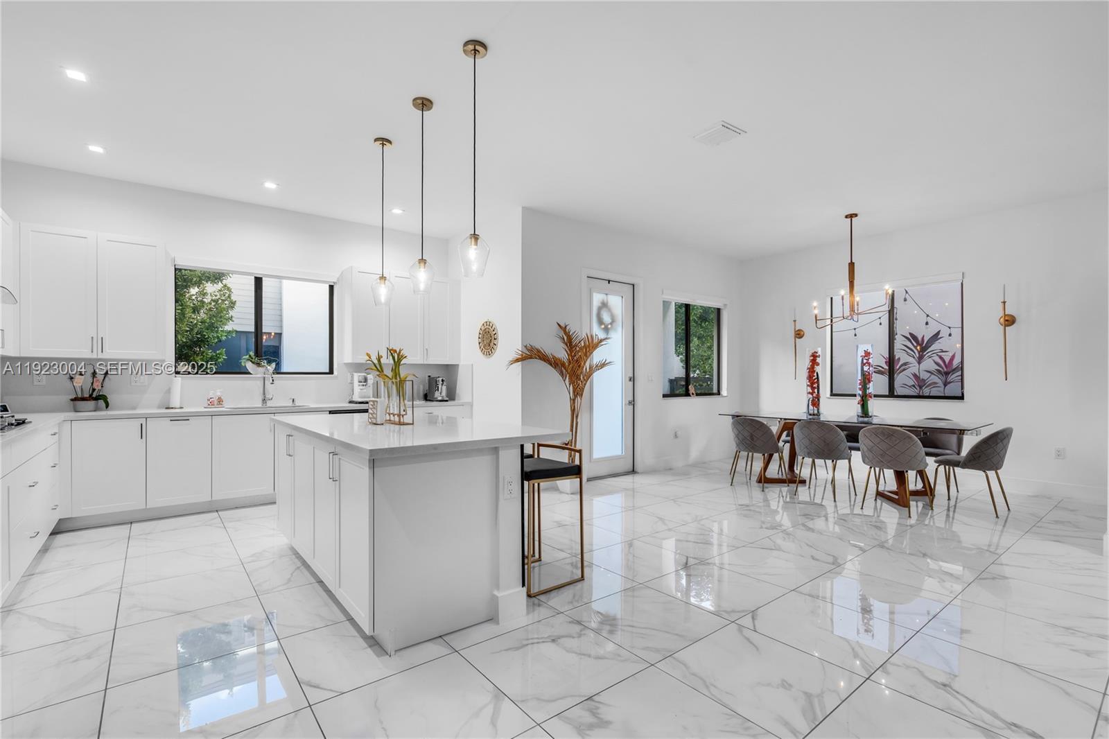 Building Photo - 4363 NW 81st Ave