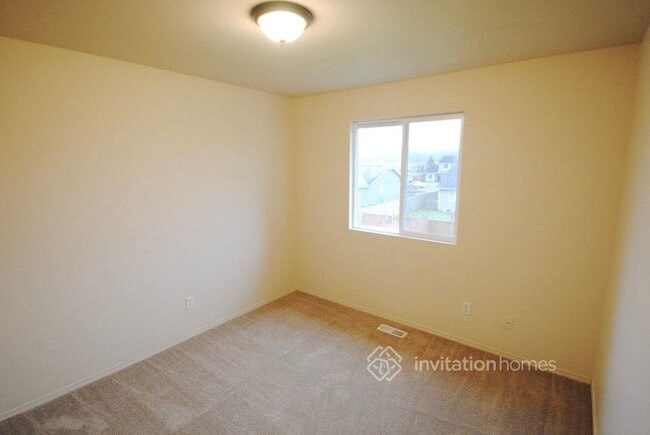 Building Photo - 1306 Williams Ave NW