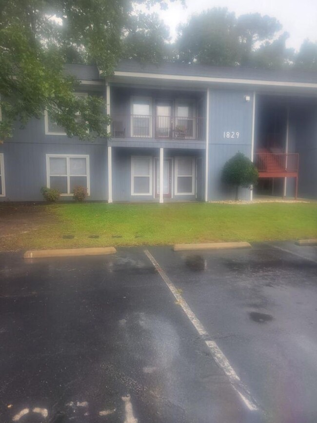 Building Photo - CALL or Text 910-284-4804 TO SCHEDULE - Ka...