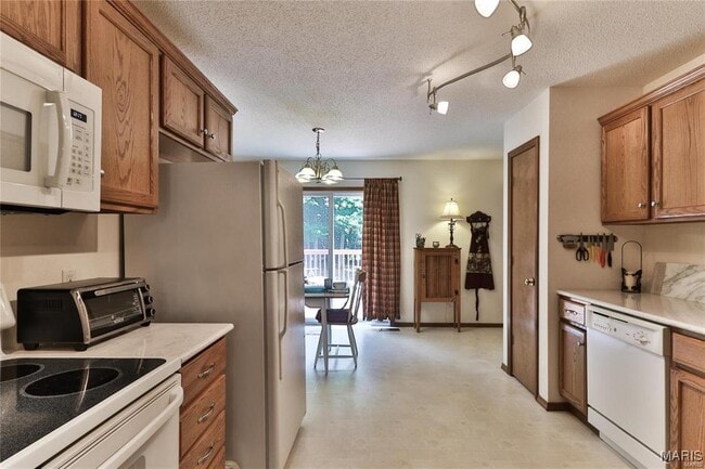Building Photo - 1106 Illini Dr