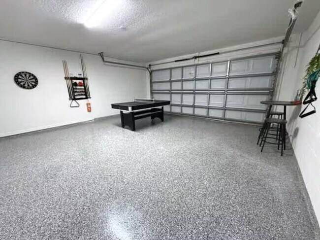 Building Photo - 1518 Gulfview Dr