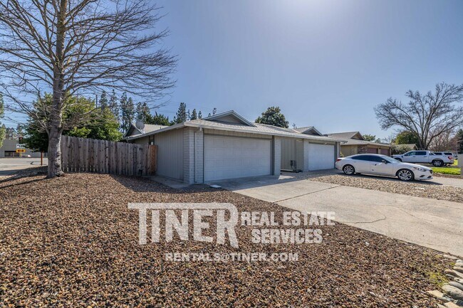 Building Photo - 9282 Corinthian Cir