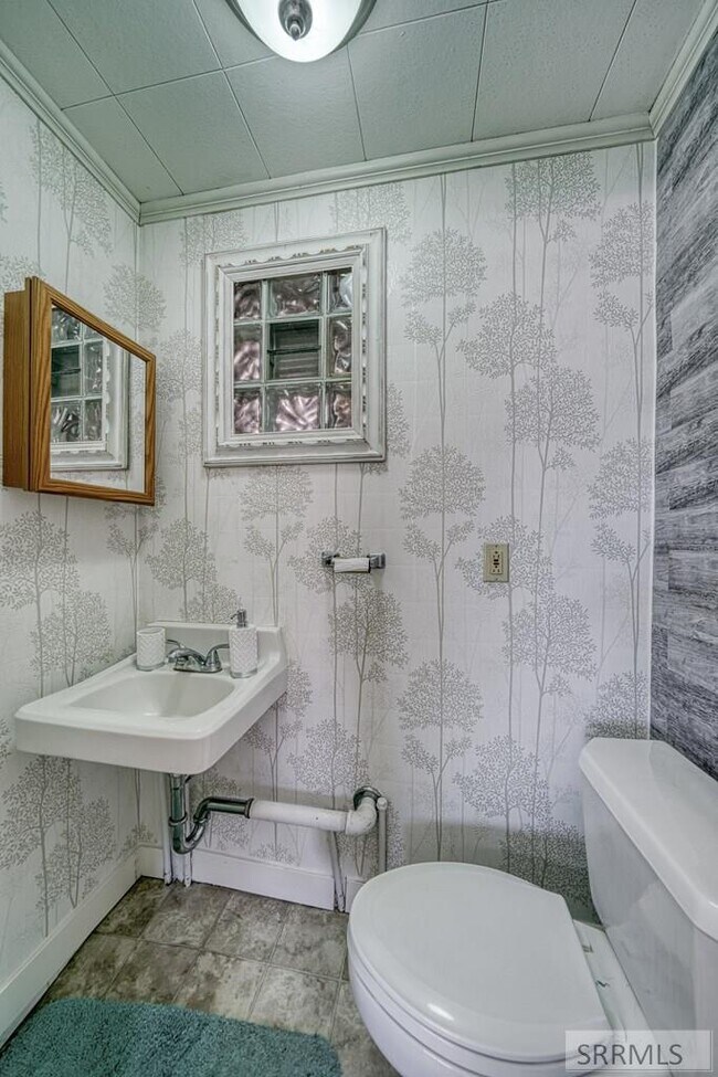 Building Photo - 947 Cassia Ave