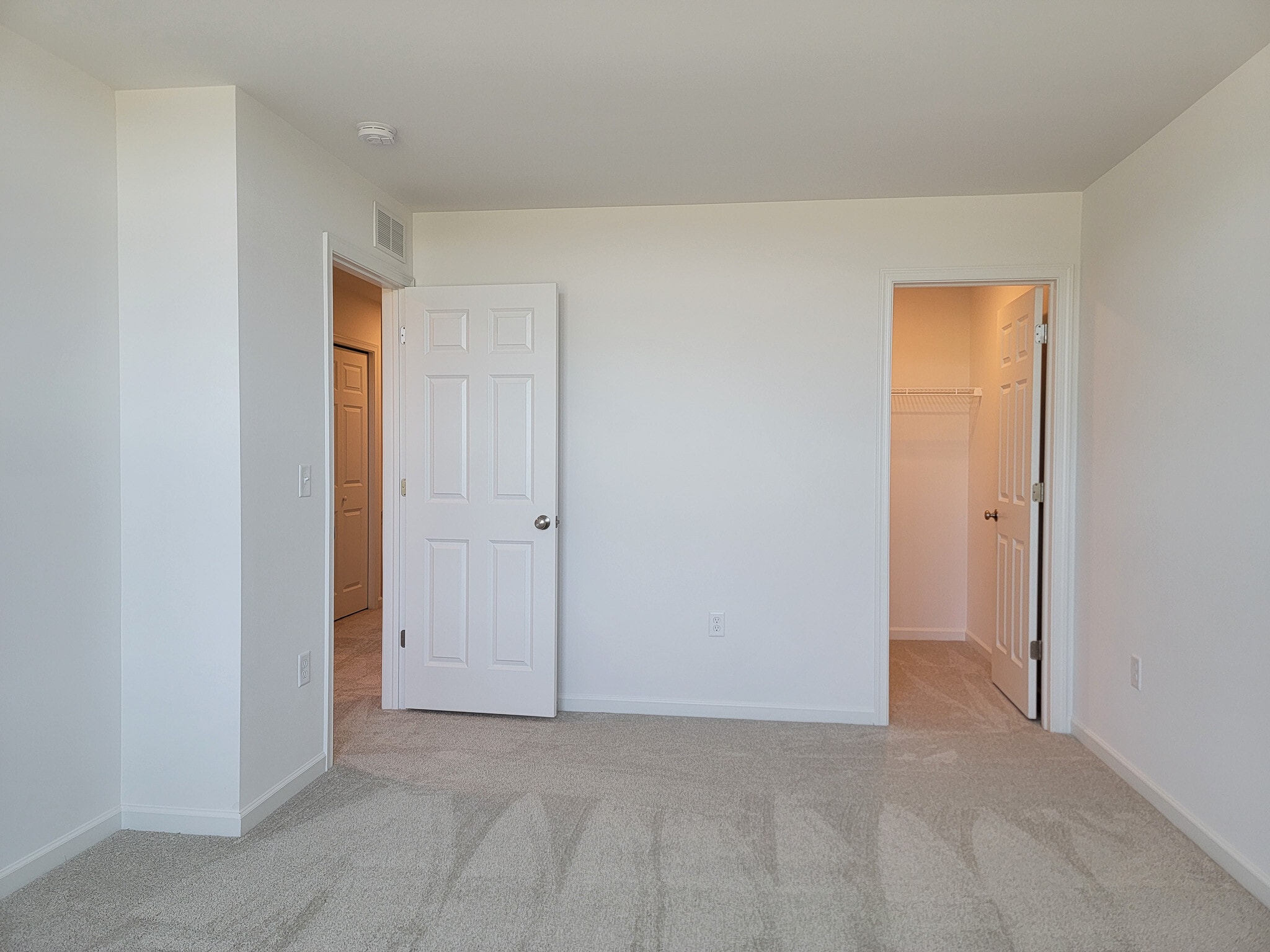 Building Photo - 2131 S Autumn Chase Dr