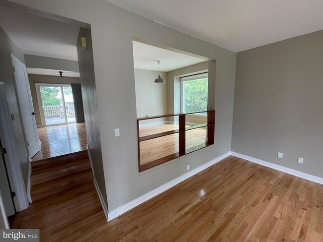 Building Photo - 10638 Sawdust Cir