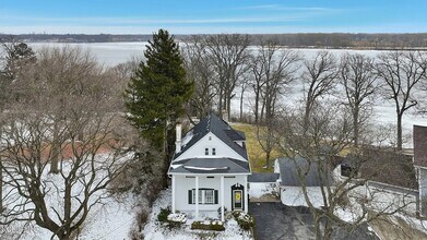 Building Photo - 3605 River Rd