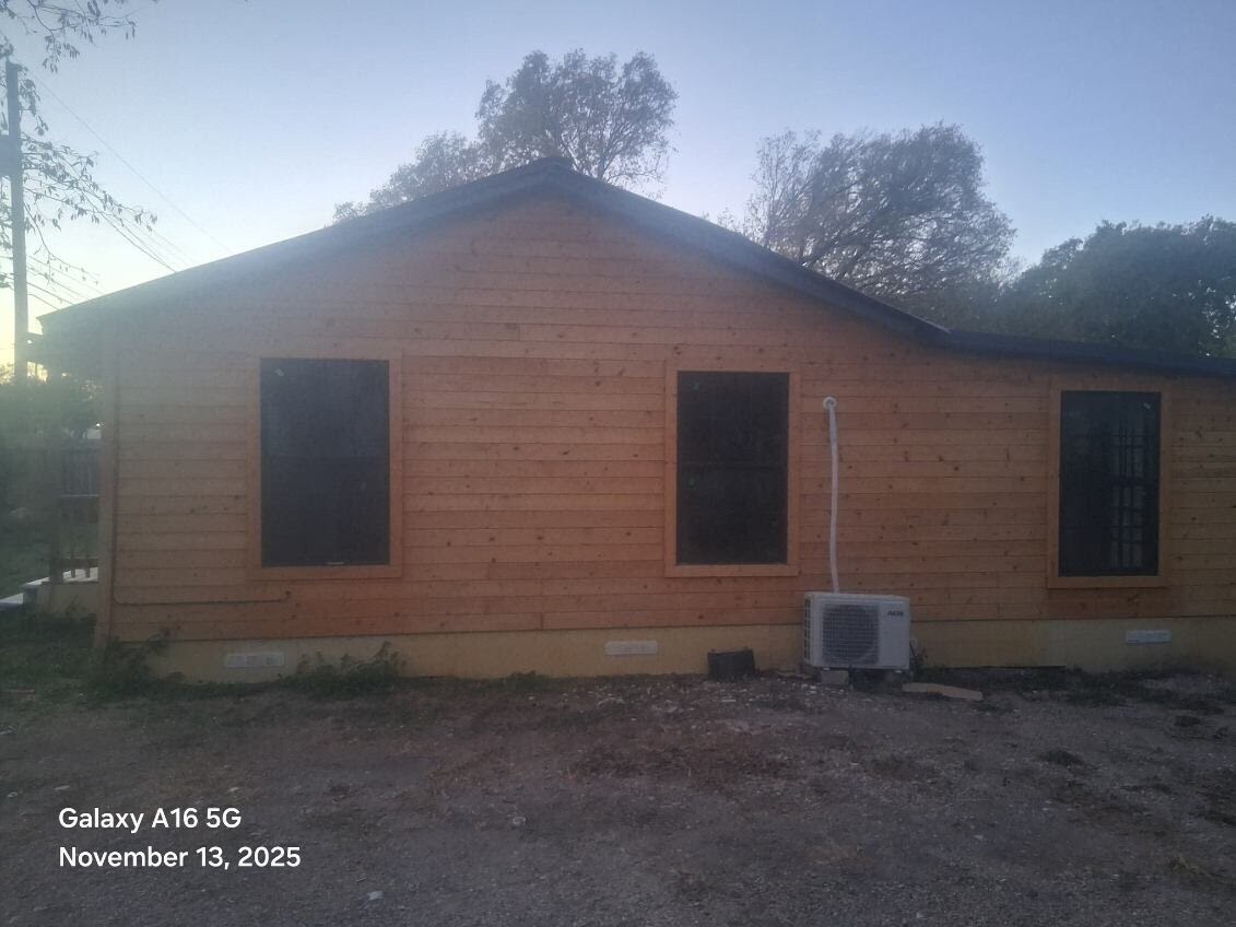 Building Photo - 6106 Kasper St