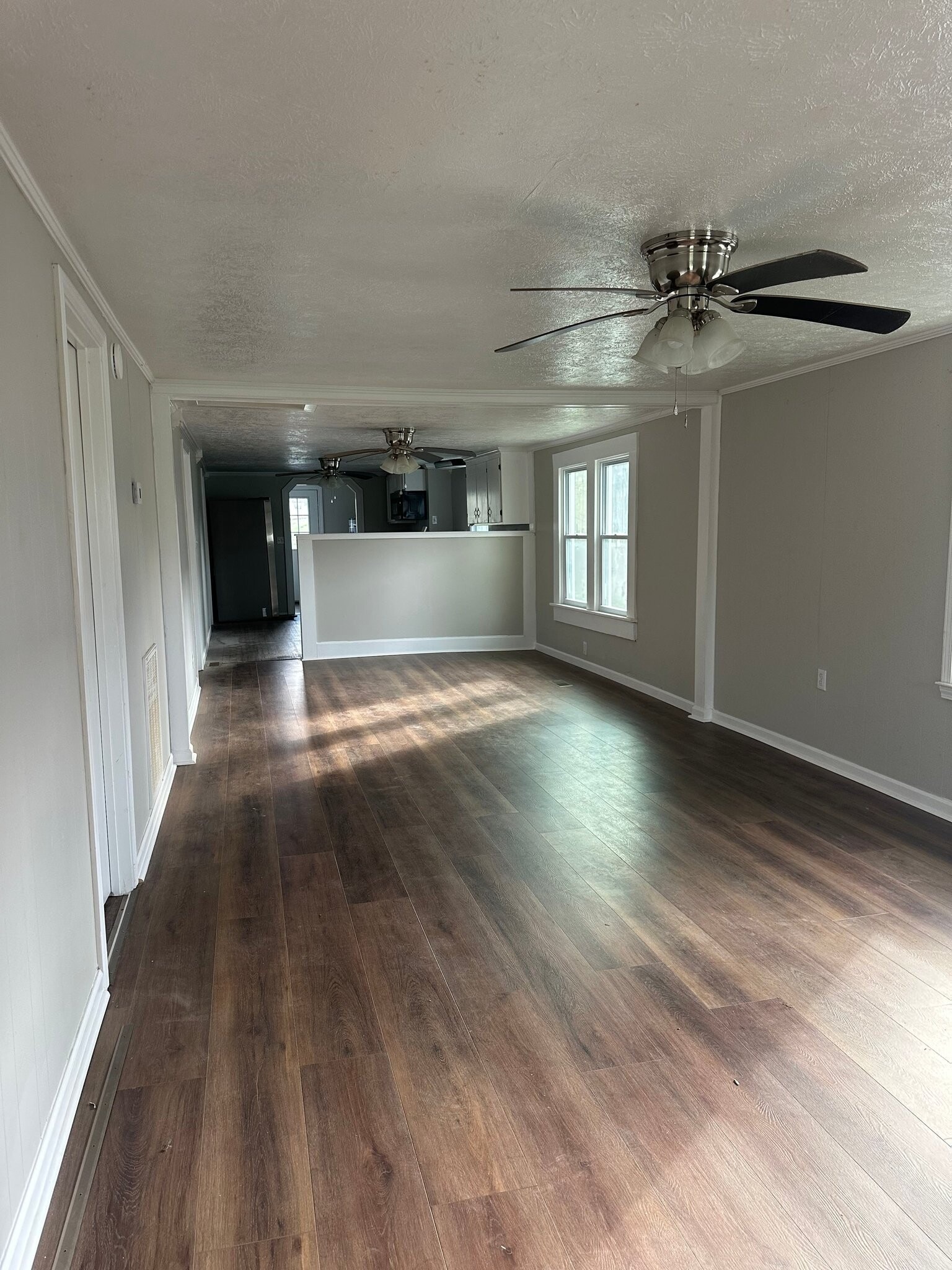 Building Photo - 617 Cassville Rd SE