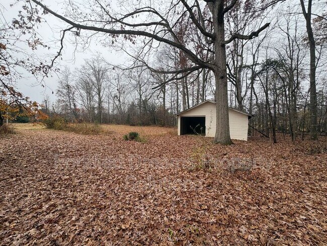 Building Photo - 431 Peeden Dr