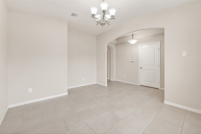 Building Photo - 19339 Vermillion Ct