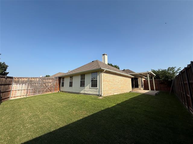 Building Photo - 1221 Hillcrest Dr