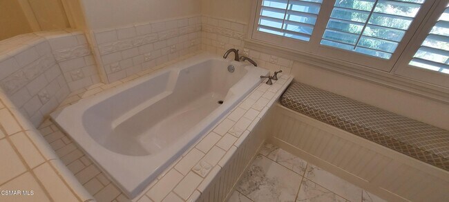 Building Photo - 5892 Indian Crest Cir