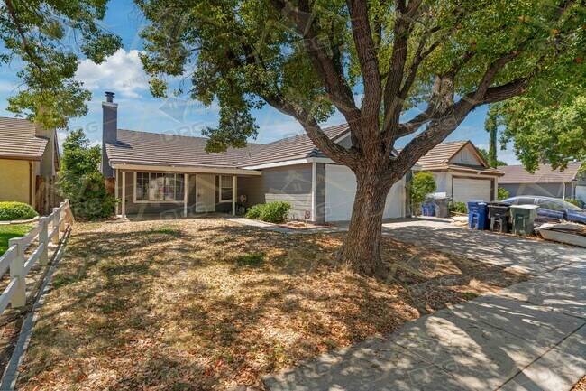 Building Photo - 3524 Hallsboro Ct